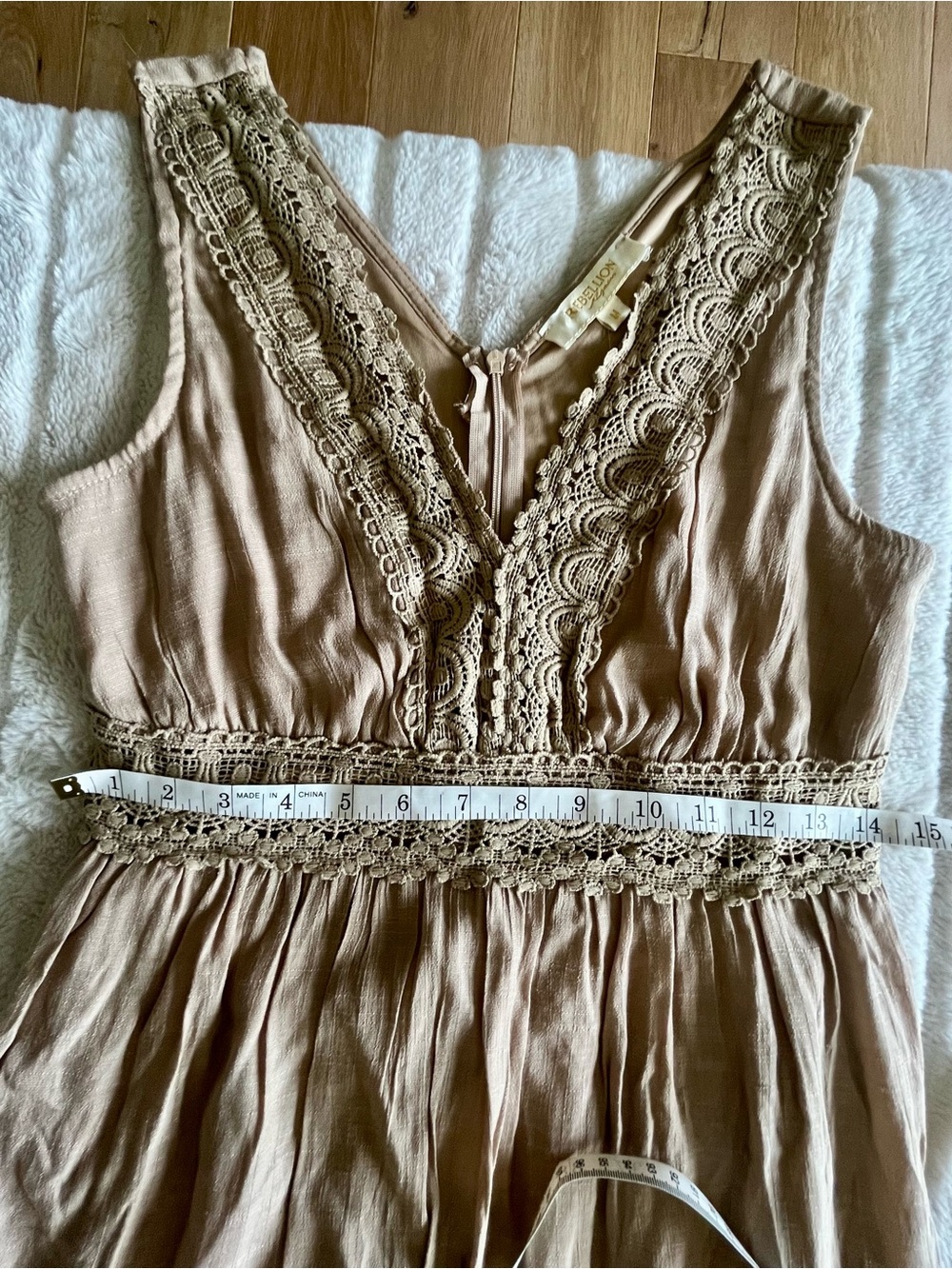 Rebellion Cottagecore Boho Taupe Crochet Lace-Trim Tiered Maxi Dress US M ✨NWT - Picture 8 of 16